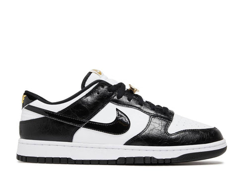 DUNK LOW WORLD CHAMP